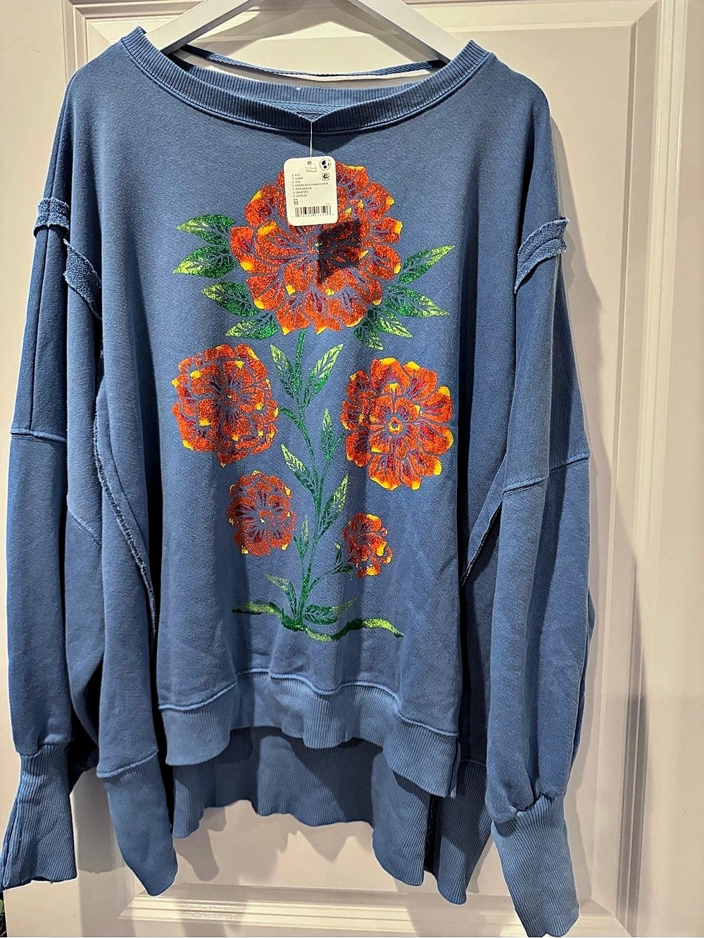RARE Free People We The Free Floral Sweatshirt Blue Size M NWT - Picture 3 of 4